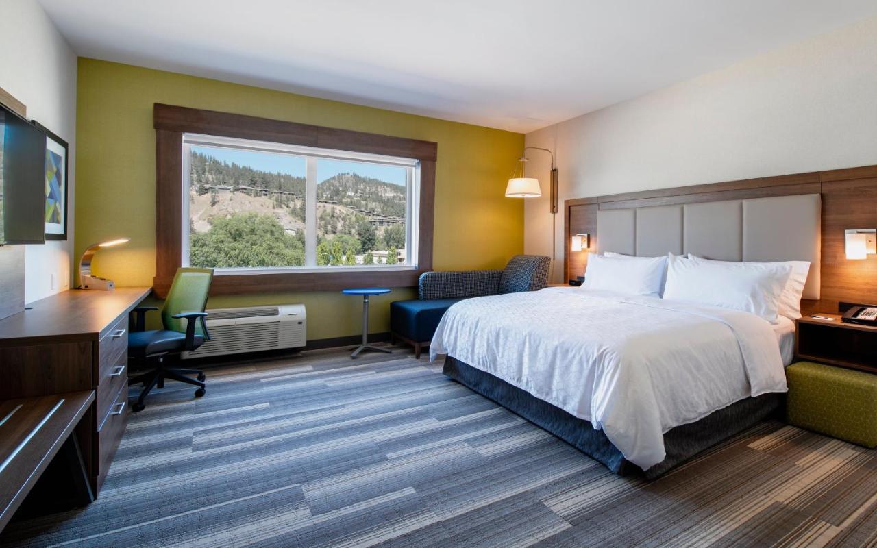 Holiday Inn Express & Suites Kelowna - East By Ihg Екстериор снимка